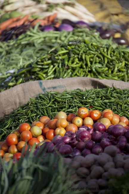 125-92371_Bhutan-Market