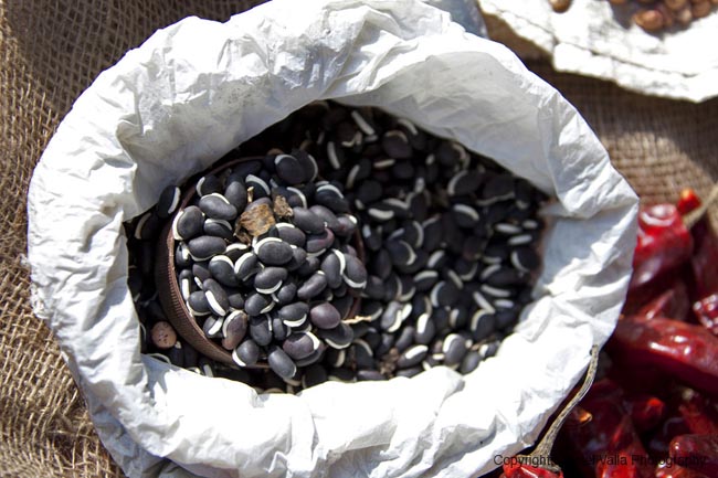 139-92392_Bhutan-Market