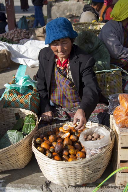 146-92395_Bhutan-Market